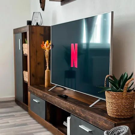 Adm Historic Center - Netflix,coffee, Ac Apartment Bratislava